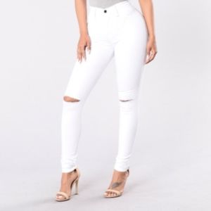 Fashion Nova white skinny jeans